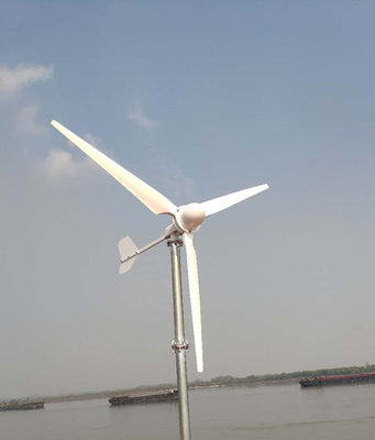 Lame horizontale de fibre de verre de connexion de bride de turbine de vent de 3KW 5KW