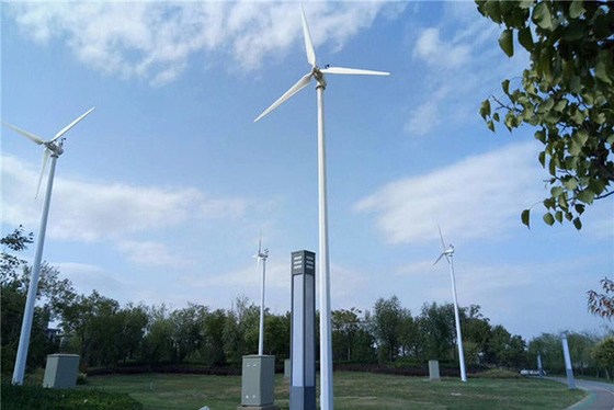 Le CE outre du générateur de turbine de vent du circuit de génération de vent de grille 50KW IP54 a produit la tension 380V