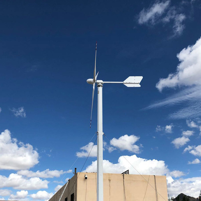 générateurs de vent horizontaux blancs axiaux horizontaux de la turbine de vent 5000W 1KW 48V 220V pour l'usage à la maison