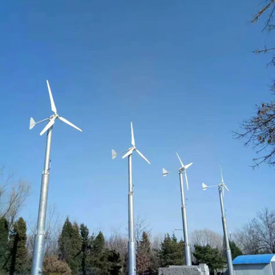 Couleurs multi horizontales de la turbine de vent d'axe de 5KW Hawt 96V 220V pour l'usage à la maison